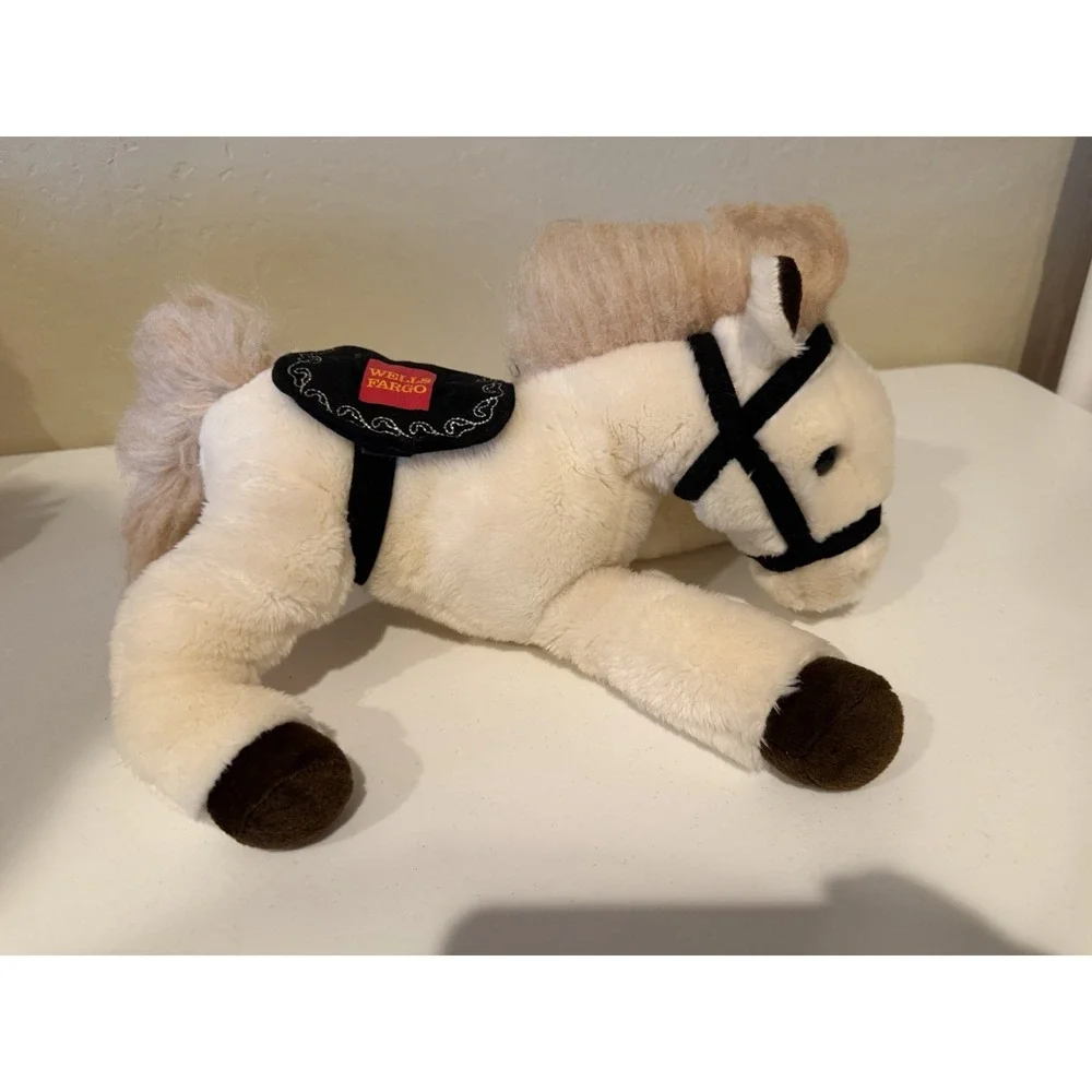 Wells Fargo Horse Legendary Pony El Toro 13